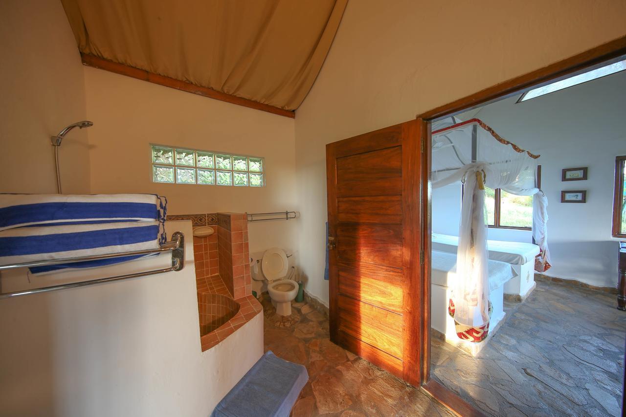 Utende Kinasi Lodge מראה חיצוני תמונה