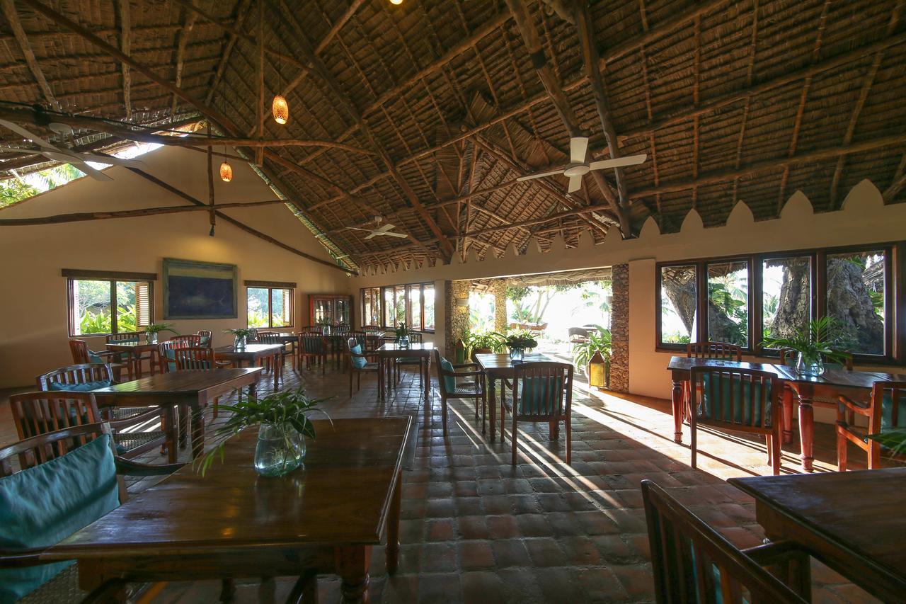Utende Kinasi Lodge מראה חיצוני תמונה