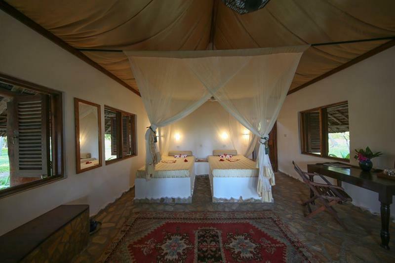 Utende Kinasi Lodge מראה חיצוני תמונה